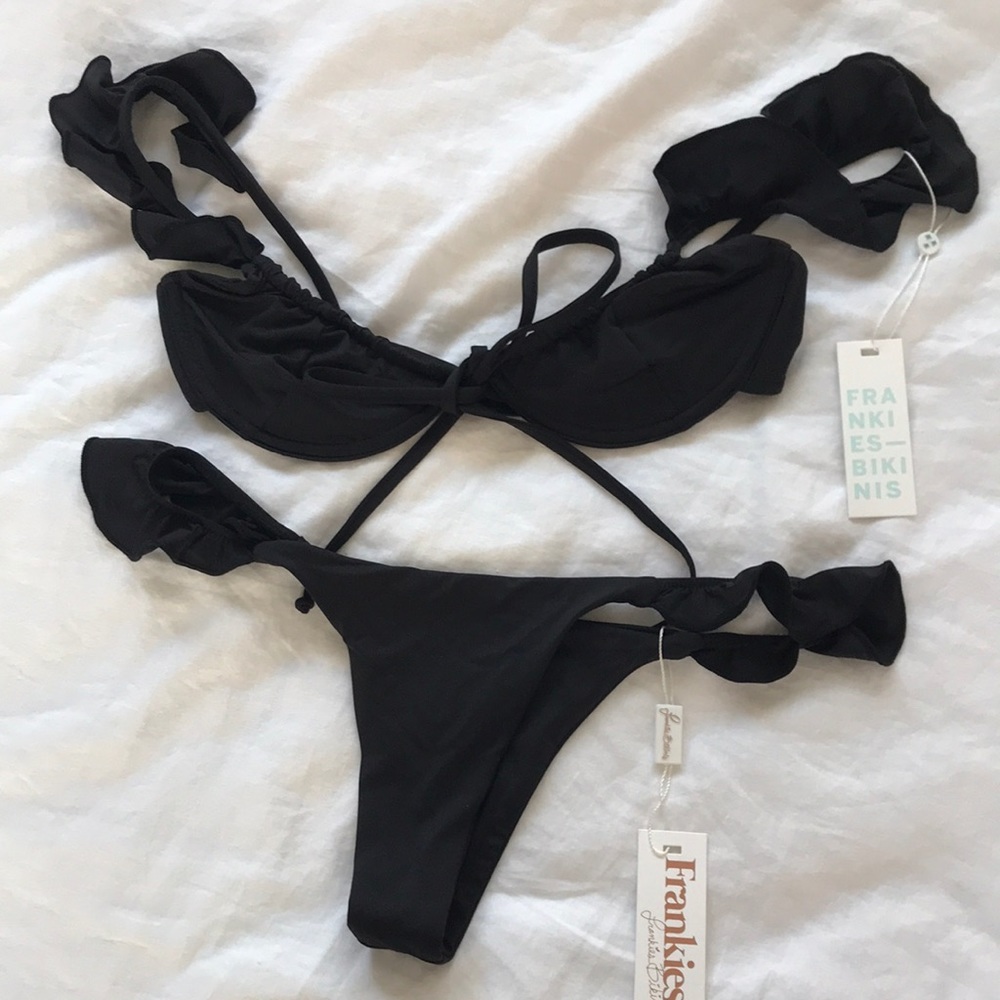 NWT Frankies Bikinis Birdie Ali Set S M